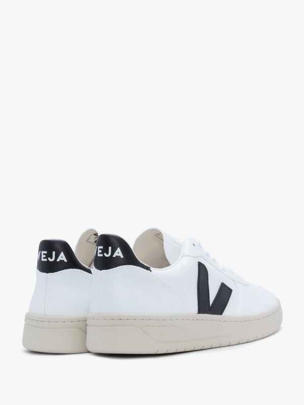 V-10 C.W.L Vegan White Black Trainers