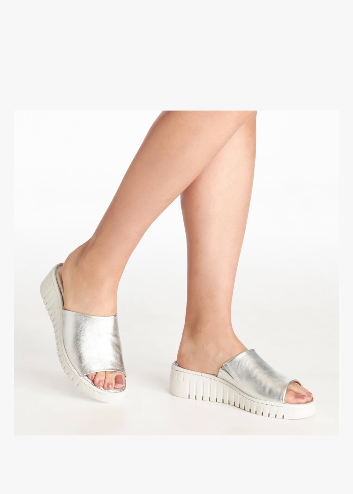 Lexi Silver Leather One Bar Mules
