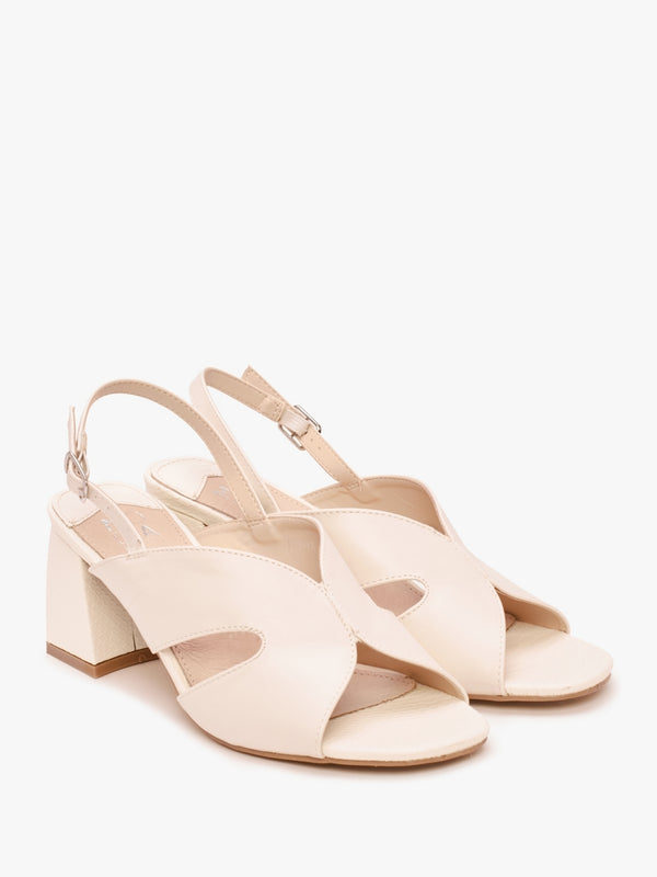 Lusiya Off White V Front Block Heel Sandals