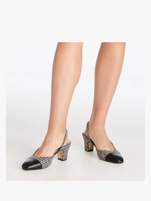 Akira Black Houndstooth Block Heel Slingbacks