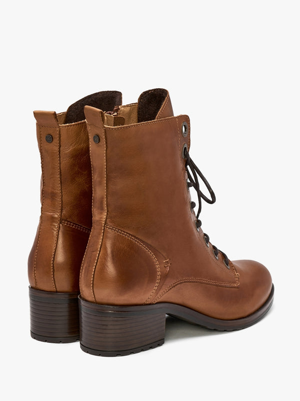 Bezzie Tan Leather Block Heel Ankle Boots