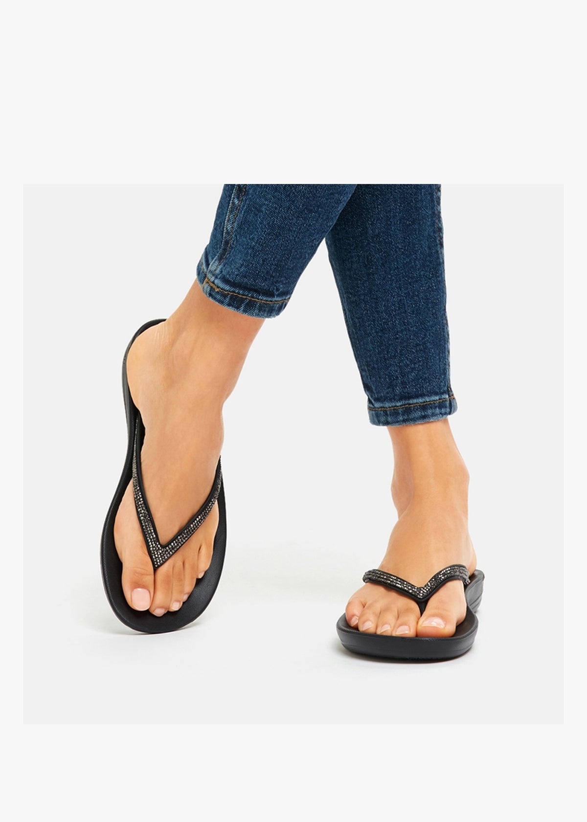 Iqushion Sparkle Black Flip Flops
