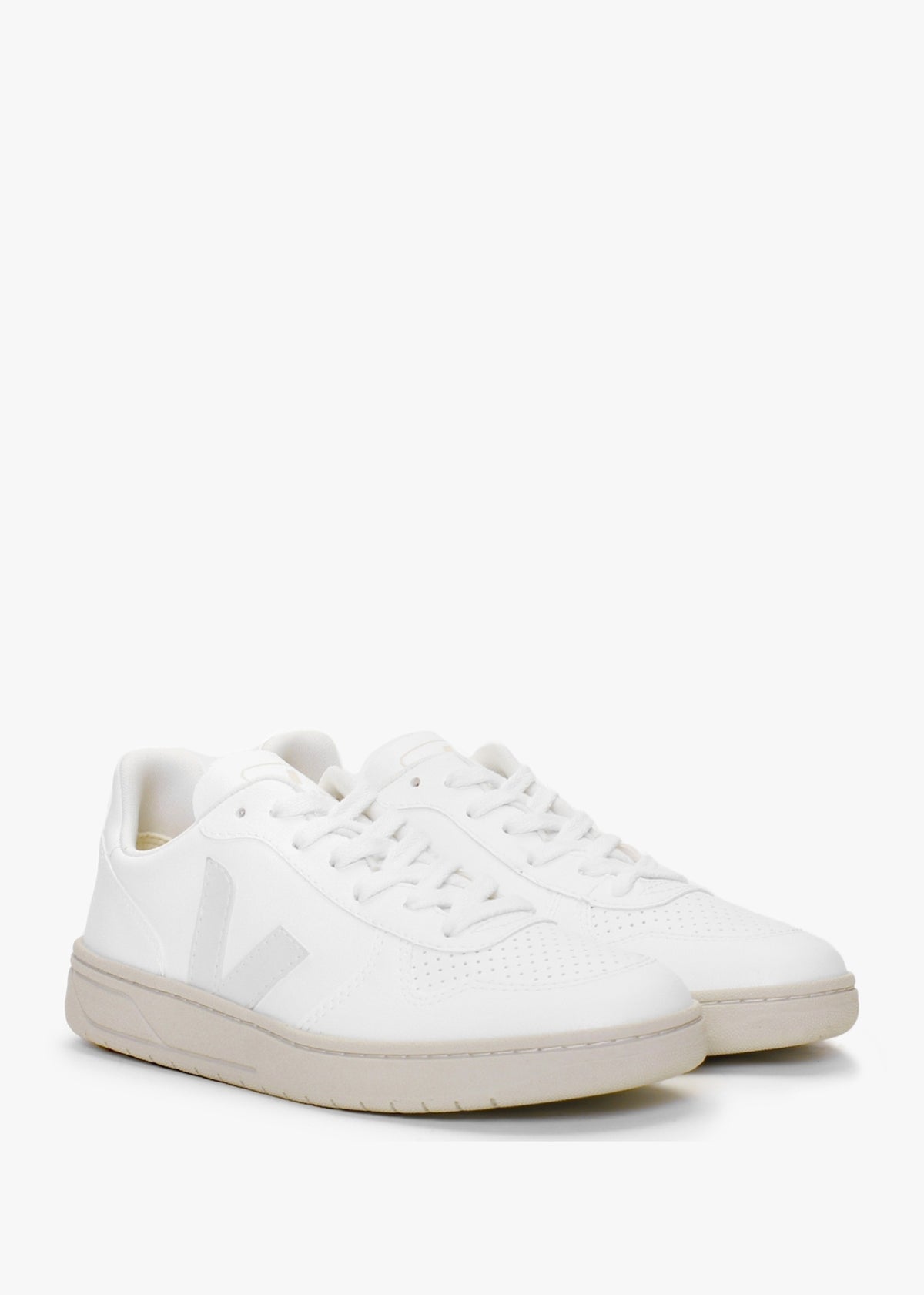 V-10 C.W.L Vegan All White Trainers
