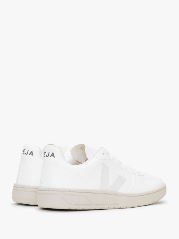 V-10 C.W.L Vegan All White Trainers