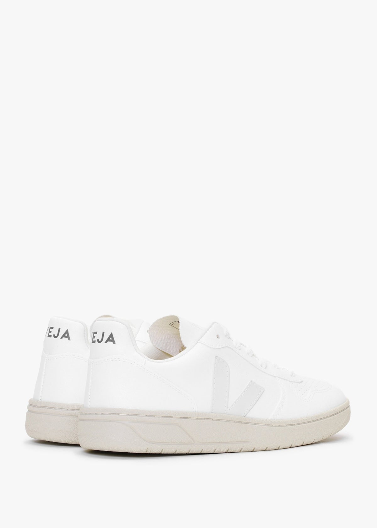 V-10 C.W.L Vegan All White Trainers