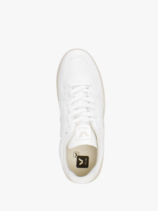 V-10 C.W.L Vegan All White Trainers