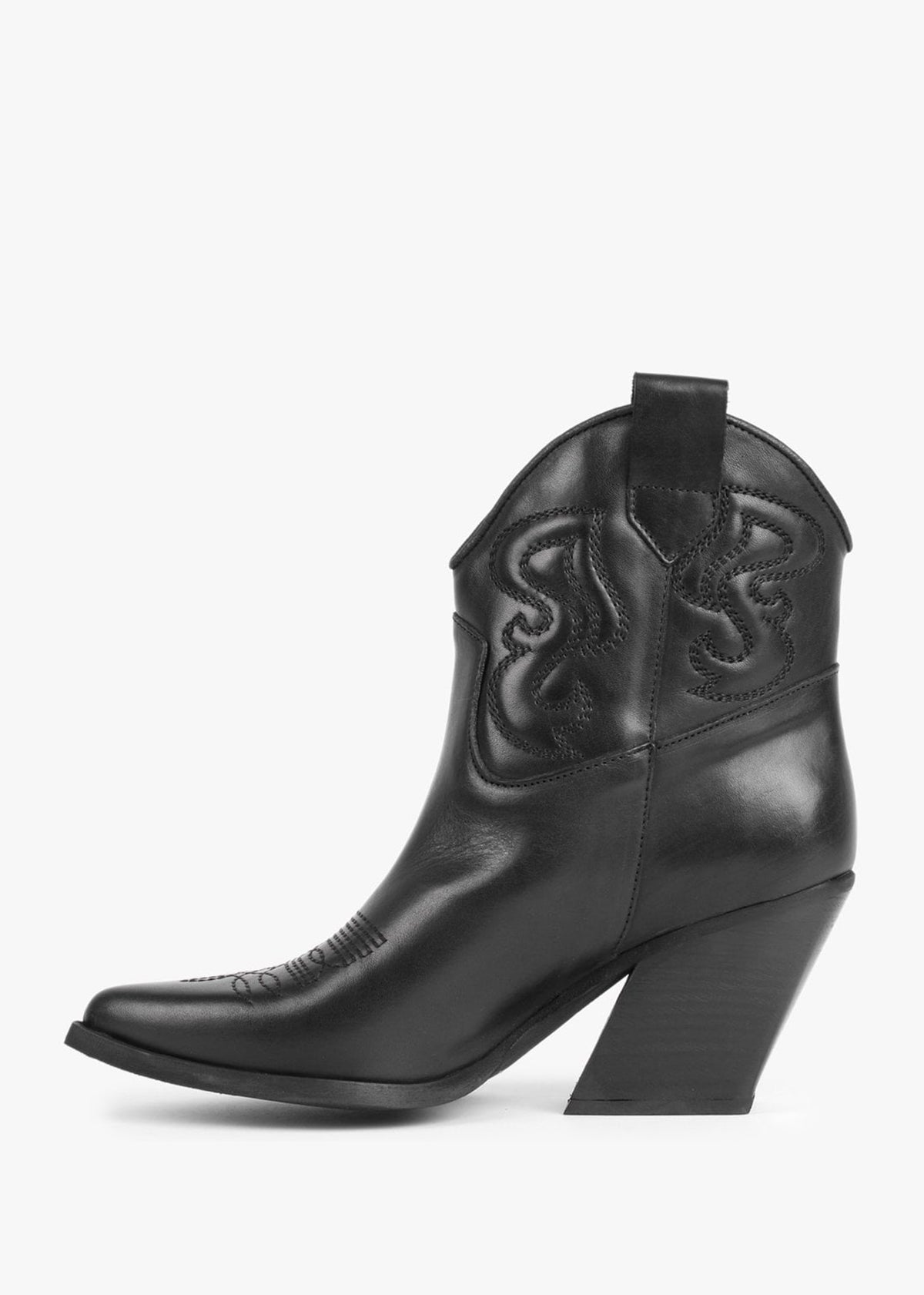Awesty Black Leather Western Ankle Boots