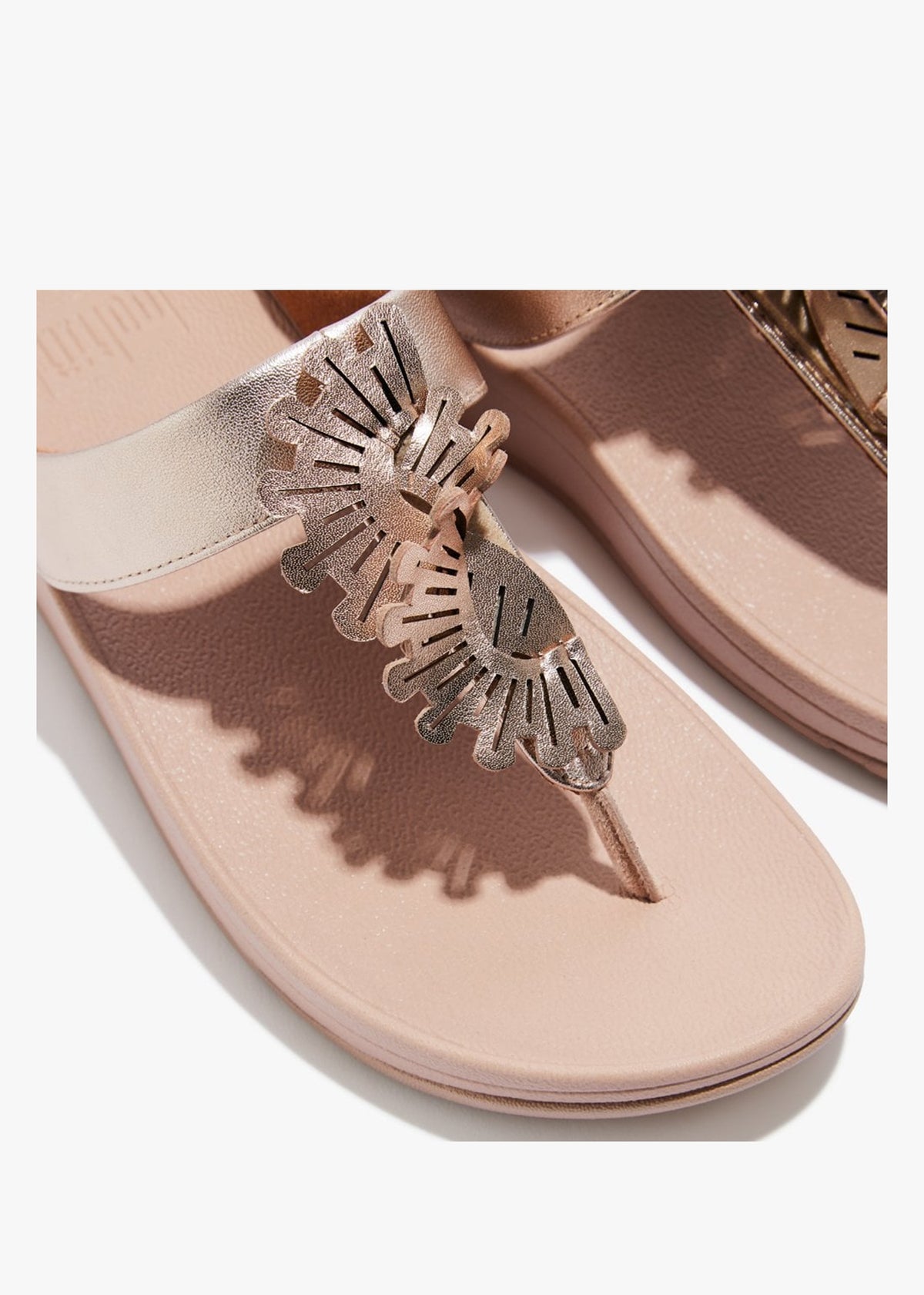 Fino Scallop Twist Rose Gold Leather Toe Post Sandals