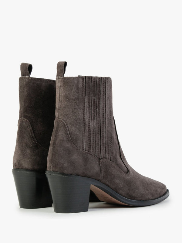 Anjou Brown Suede Western Boots