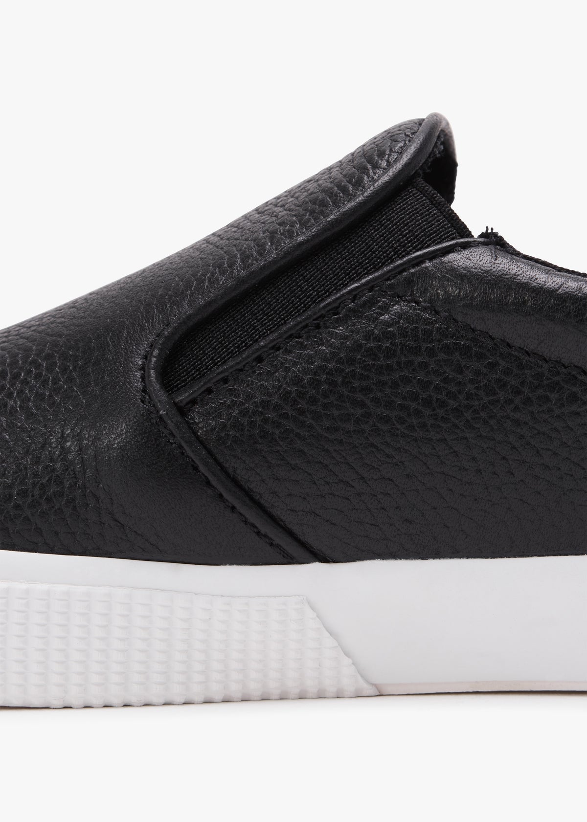 Haddley Black Tumbled Leather Trainers