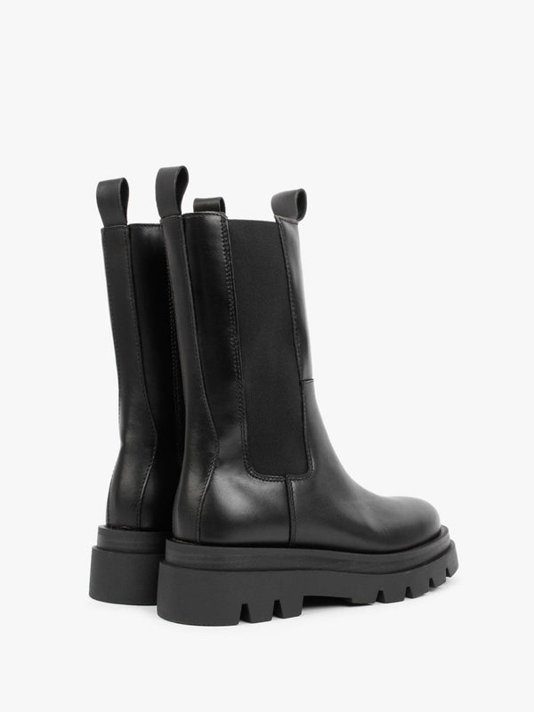 Okra Black Leather Tractor Sole Calf Boots