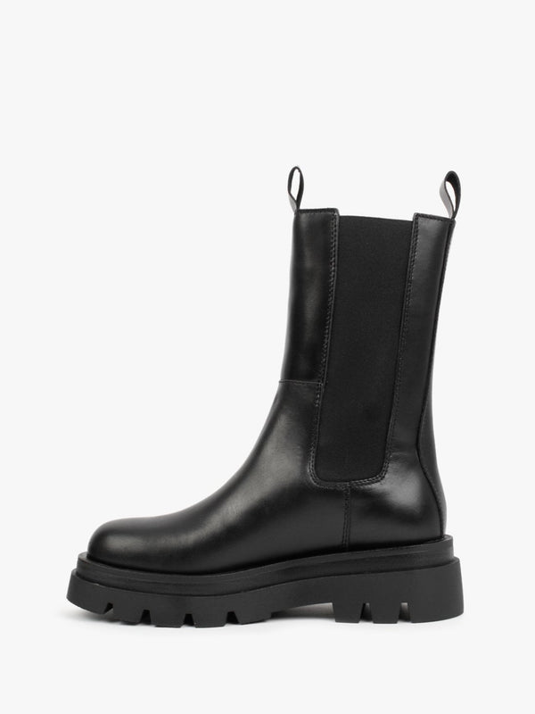 Okra Black Leather Tractor Sole Calf Boots