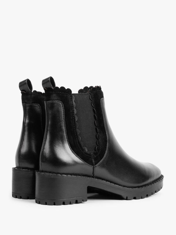 Saryel Black Leather Scalloped Trim Chelsea Boots