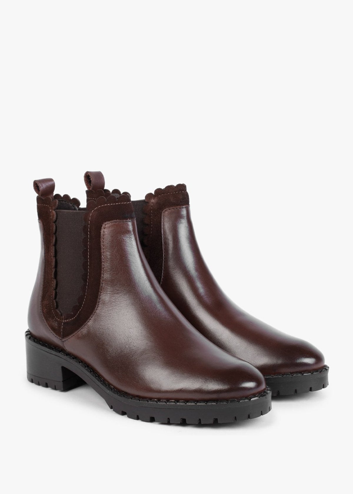 Saryel Brown Leather Scalloped Trim Chelsea Boots