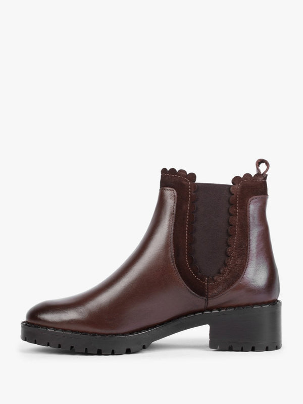 Saryel Brown Leather Scalloped Trim Chelsea Boots