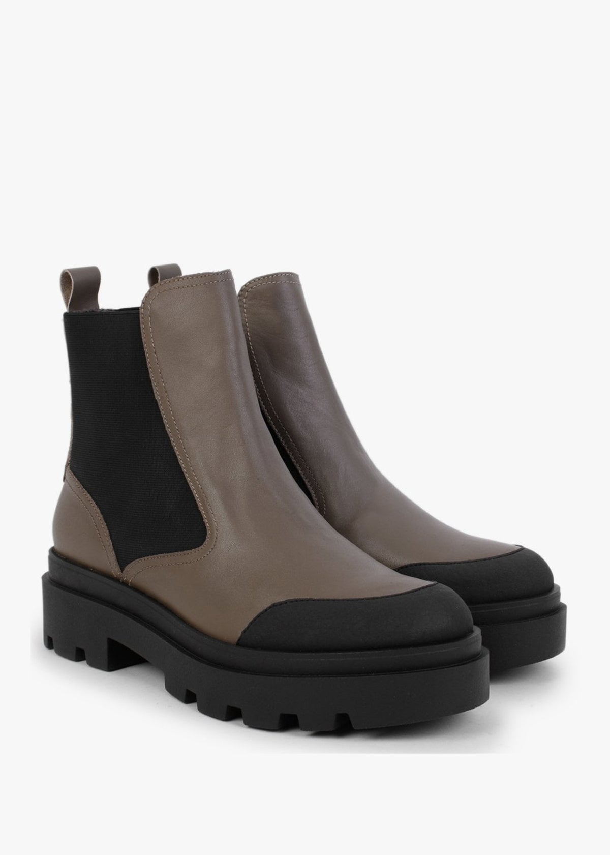 Jeba Taupe Leather Chunky Chelsea Boots