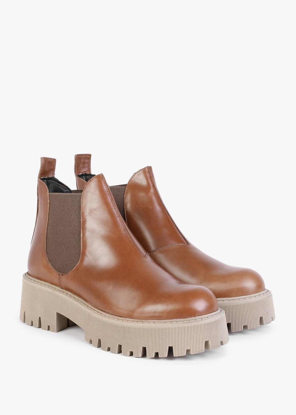 Lizzie Tan Leather Chelsea Boots