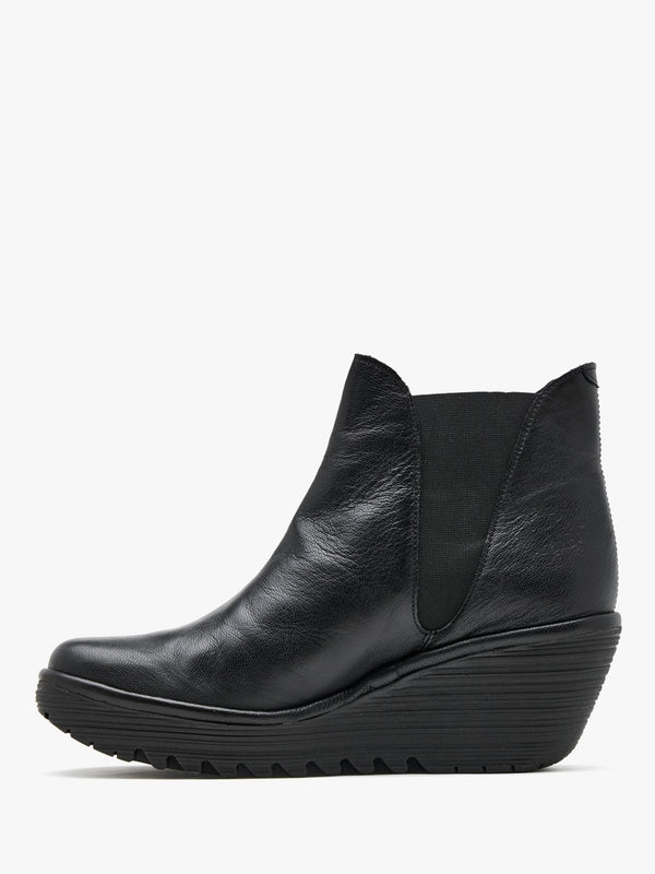 Woss Black Leather Wedge Ankle Boots