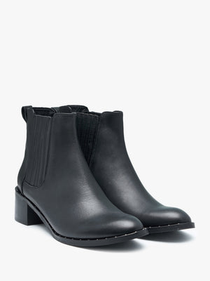 Baver Black Leather Chelsea Boots