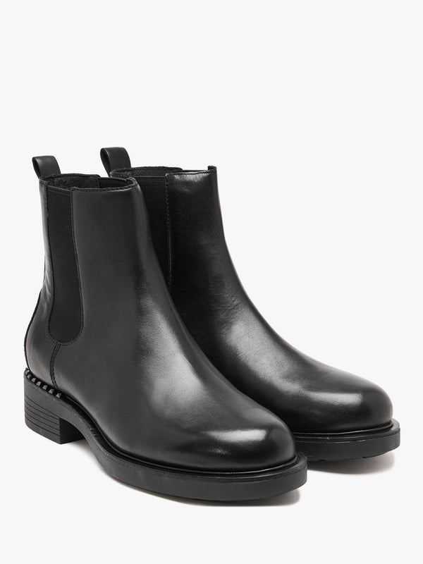 Fancy Black Leather Chelsea Boots