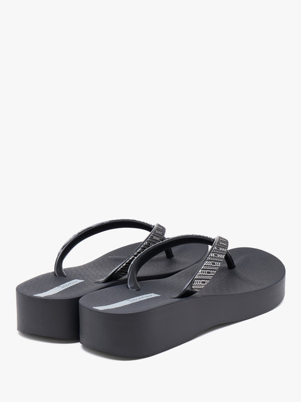 Mesh Links Black Wedge Flip Flops