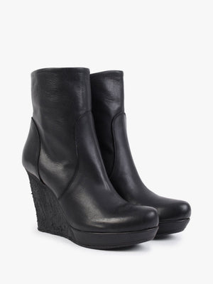 Wisest Black Leather Wedge Ankle Boots