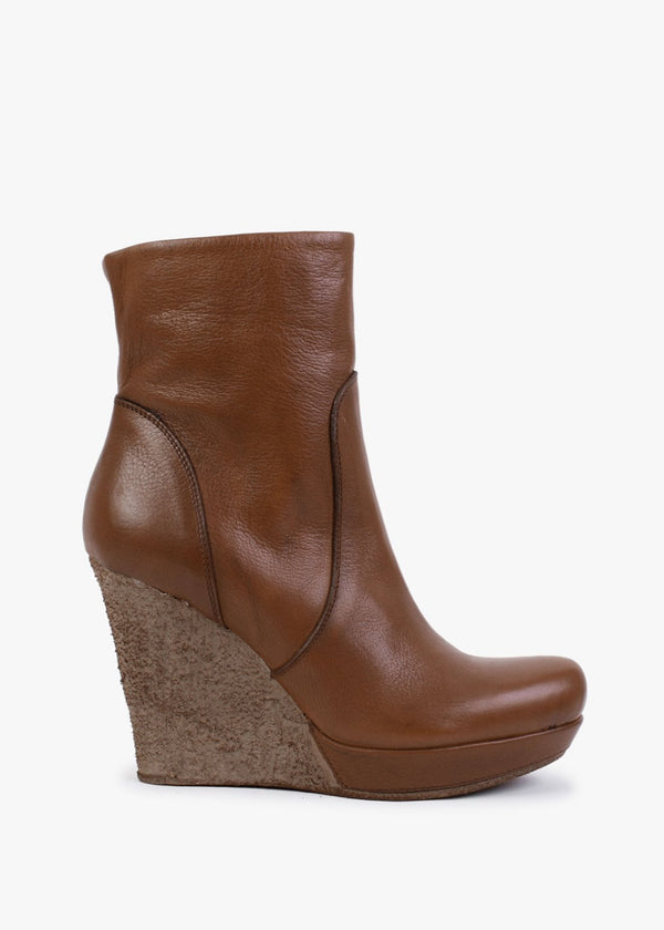 Wisest Tan Leather Wedge Ankle Boots