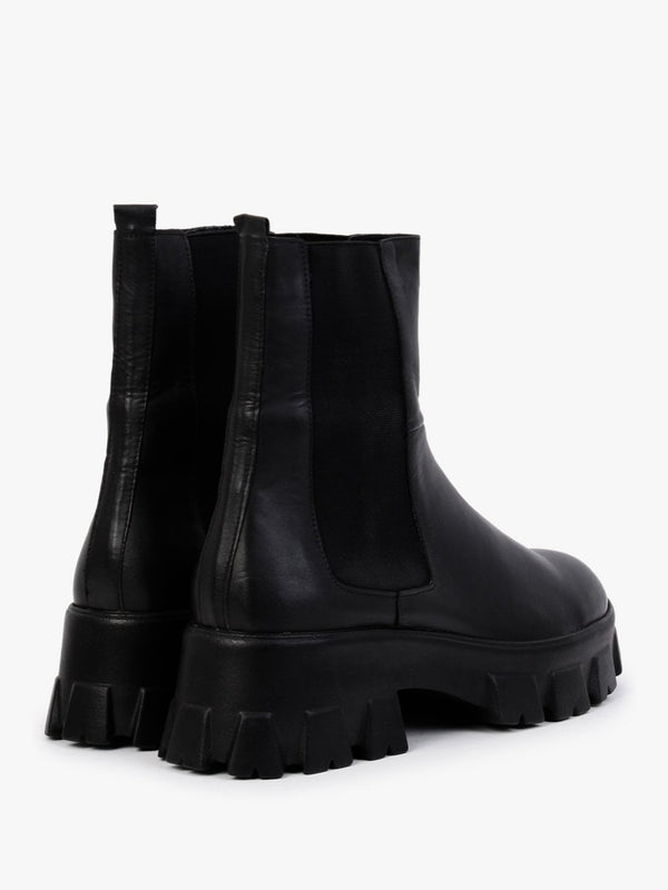 Mochy Black Leather Chunky Chelsea Boots