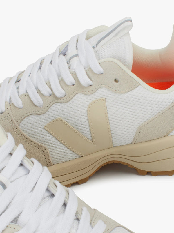 VEJA Men's Venturi Alveomesh White Pierre Natural Trainers