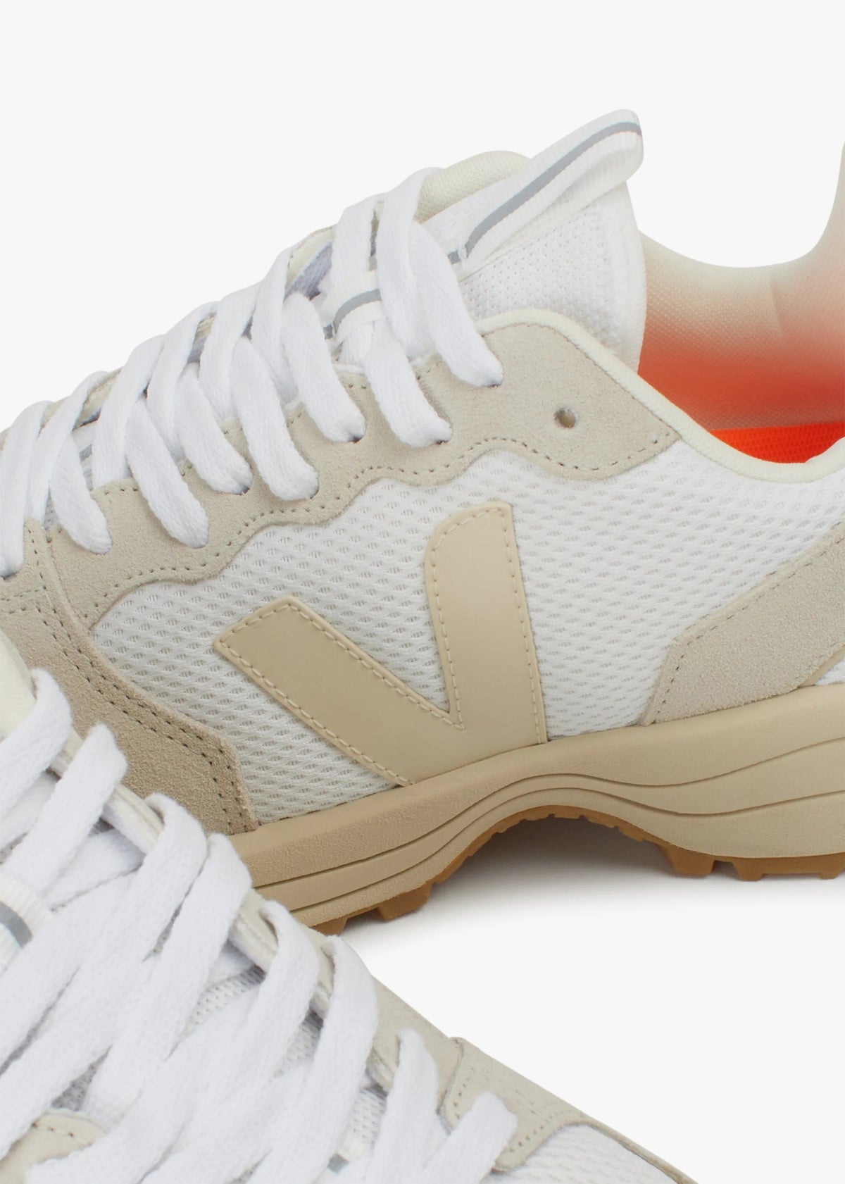 VEJA Men's Venturi Alveomesh White Pierre Natural Trainers