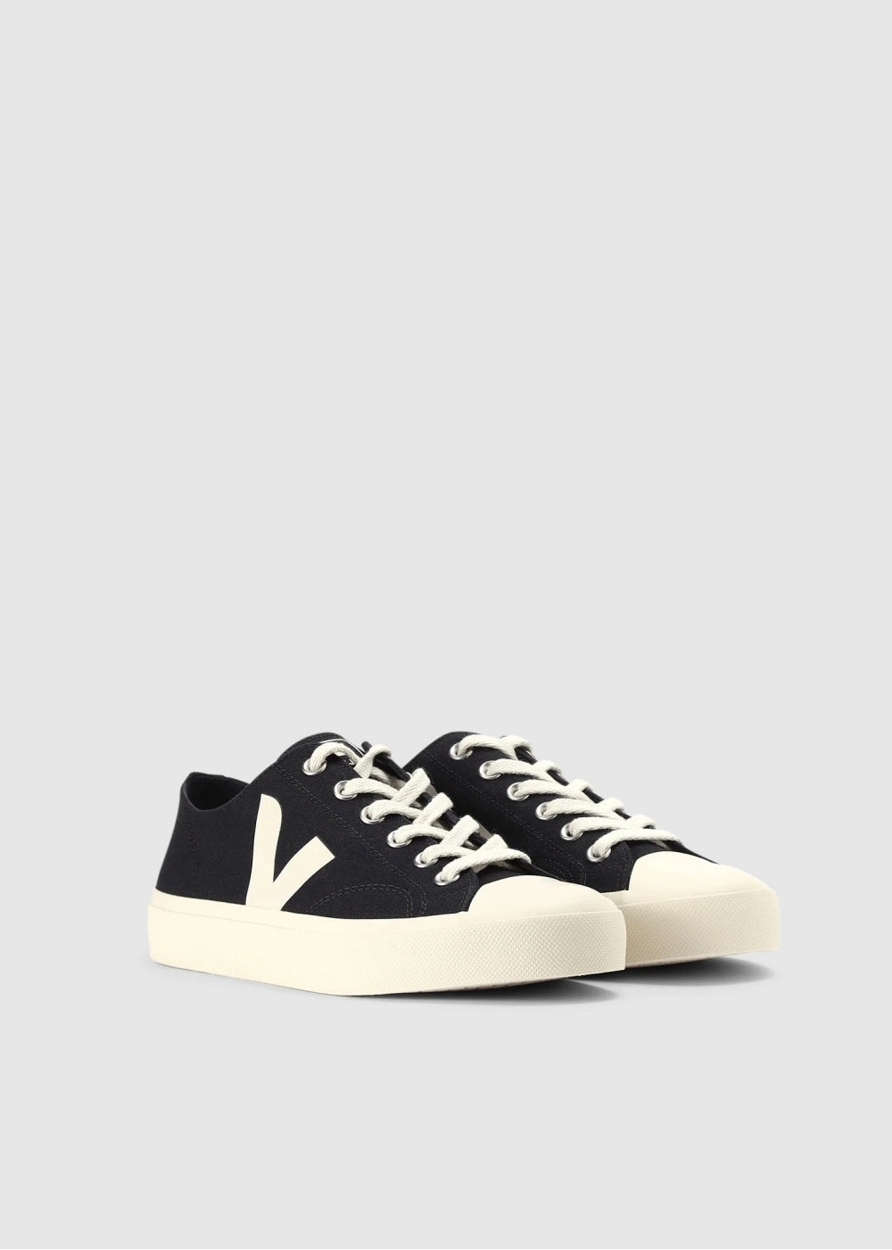 Men's Wata II Low Black Pierre Canvas Trainers