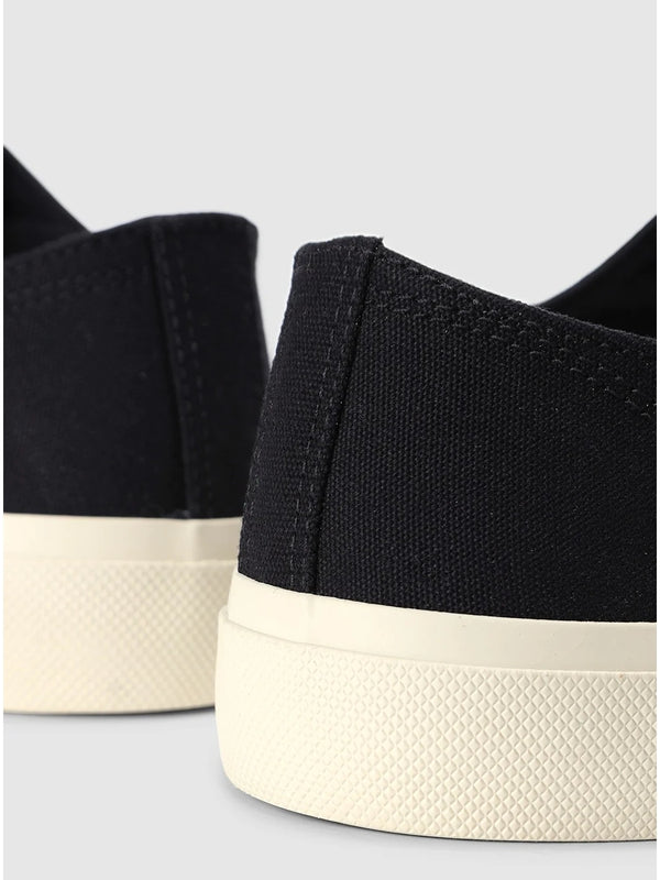 Men's Wata II Low Black Pierre Canvas Trainers