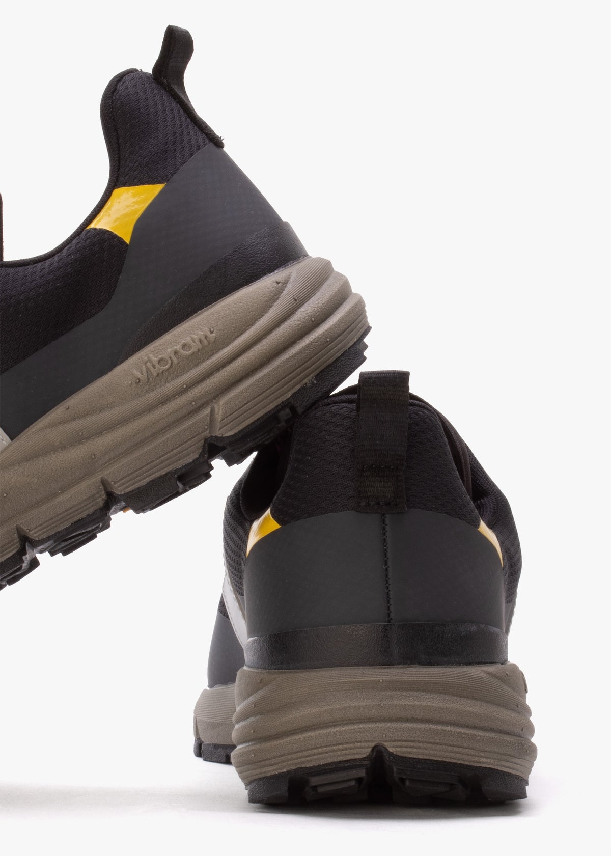 Men’s Dekkan Alveomesh Black Oxford Grey Tonic Trainers