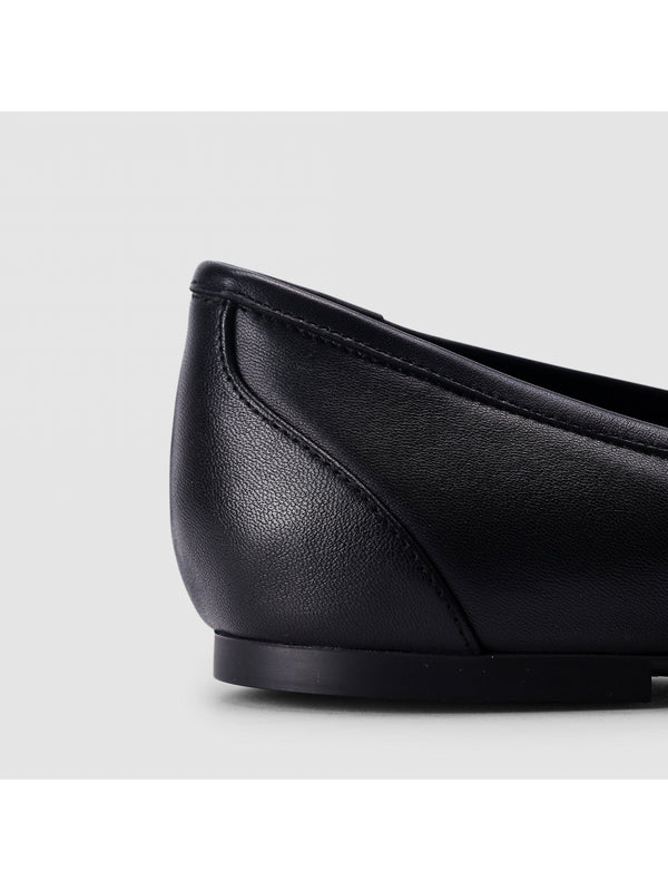 Chany Black Leather Flats