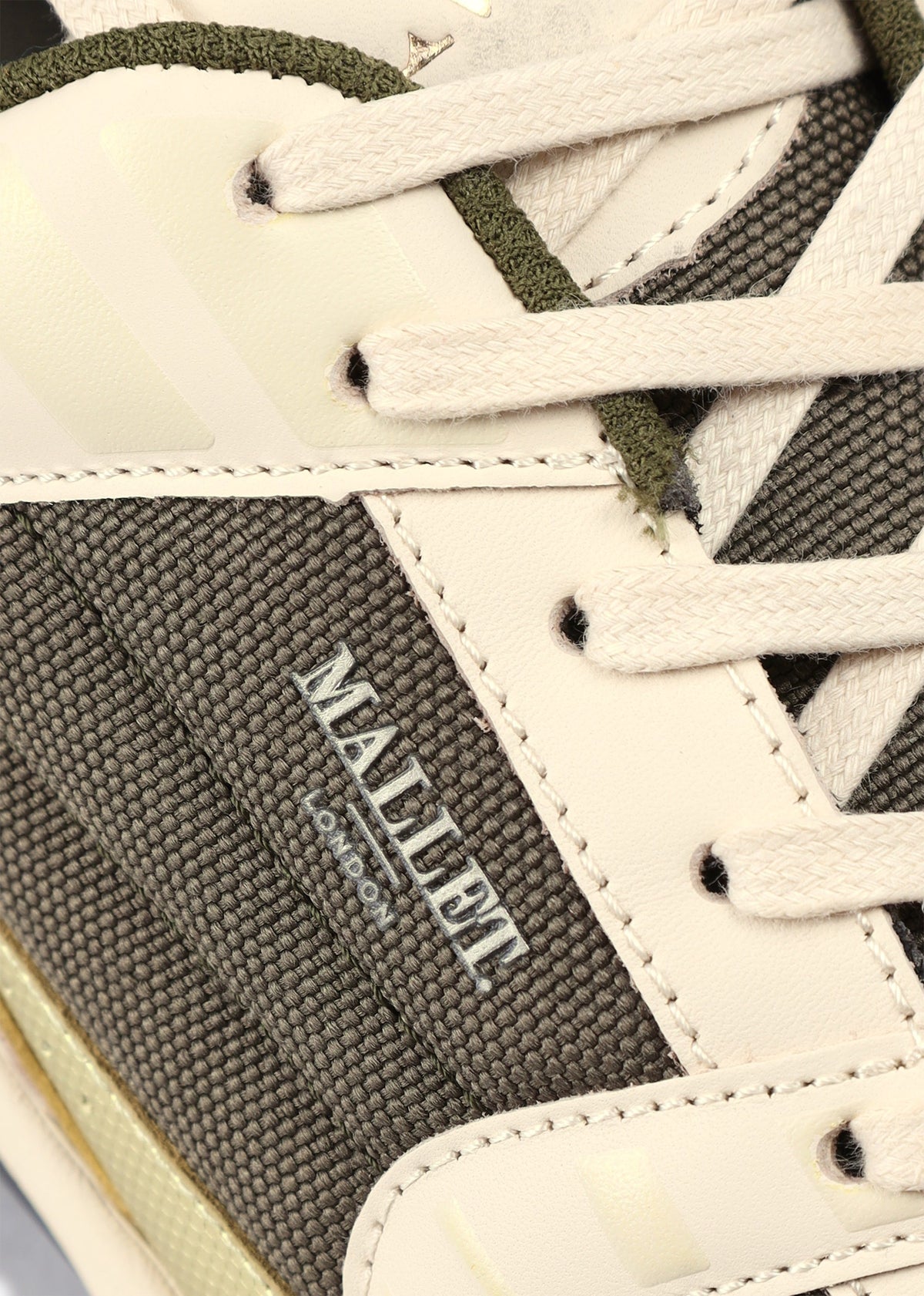 Men's White/Khaki Holloway Trainers