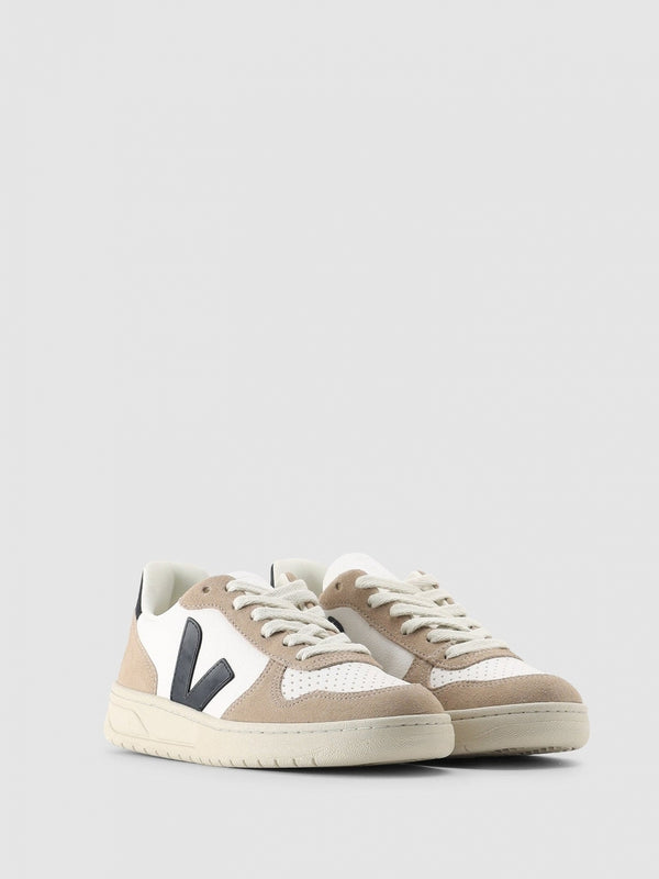 Veja Women's V-10 Beige Trainers