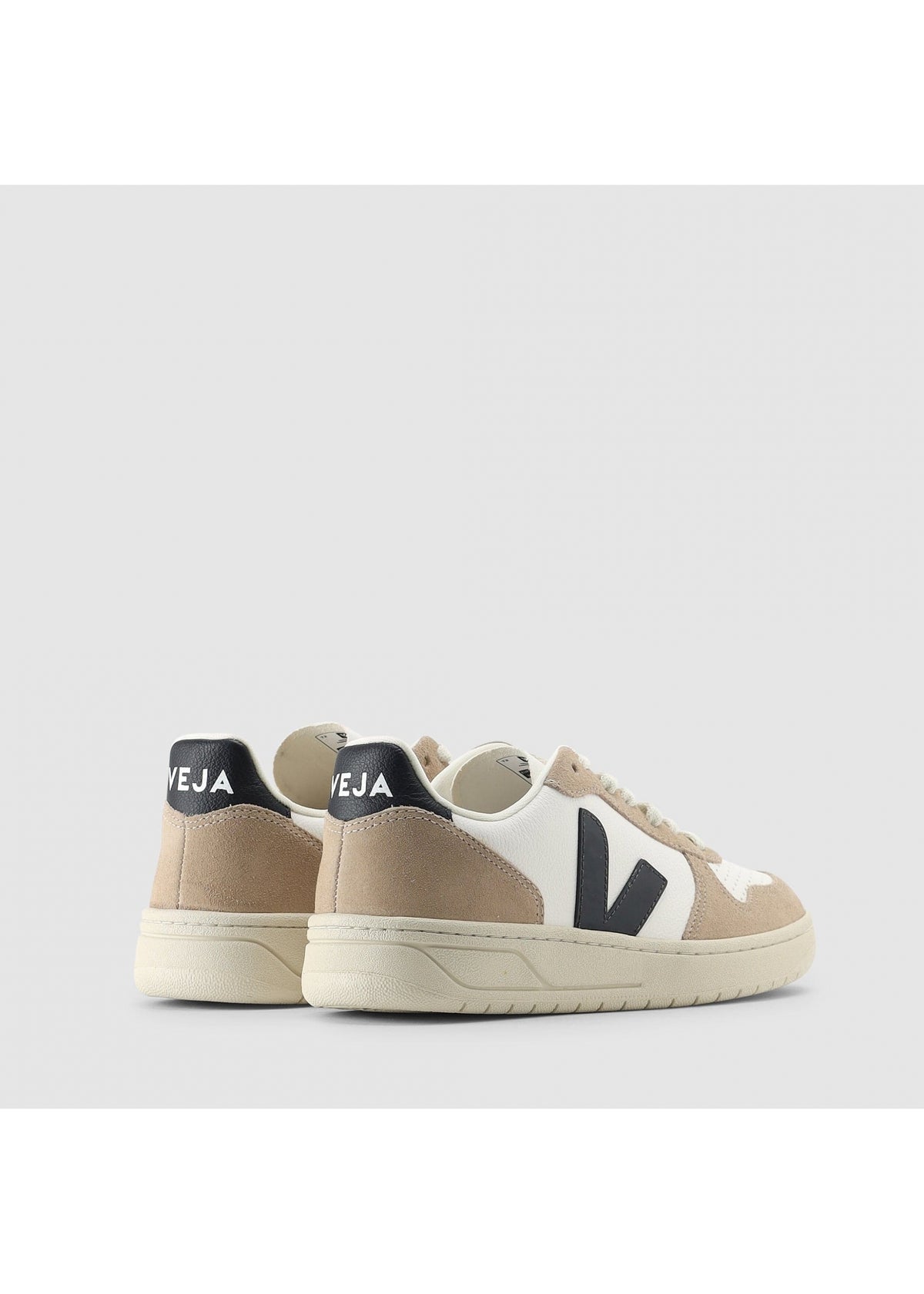 Veja Women's V-10 Beige Trainers