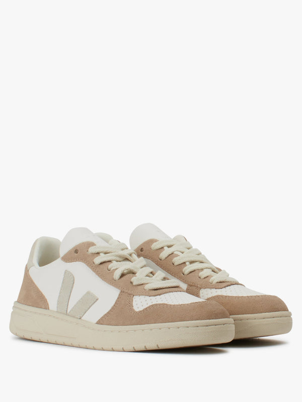Womens V-10 Leather Trainers In Extra- White Natural Sahara