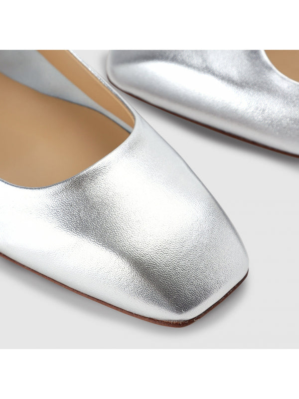 Aeyde Women's Uma Silver Flats