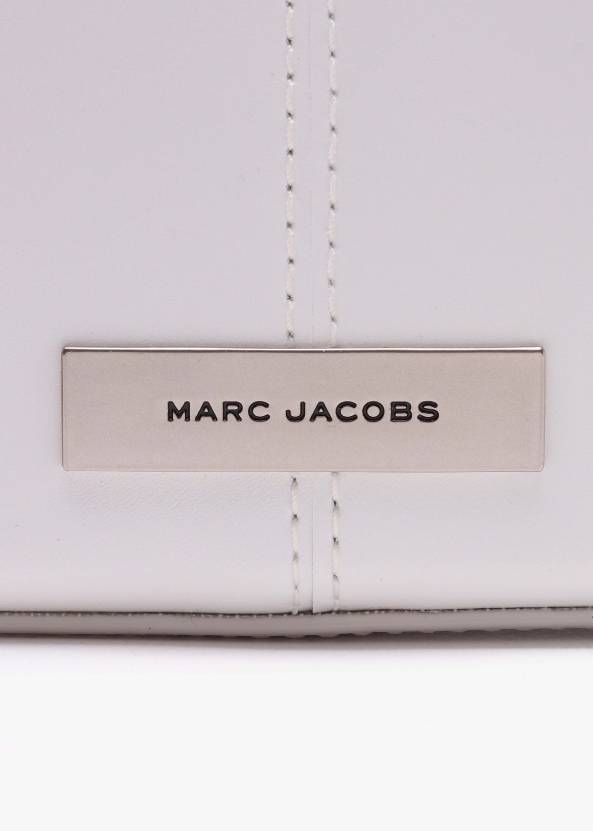 The ST. Marc White Leather Chain Wallet