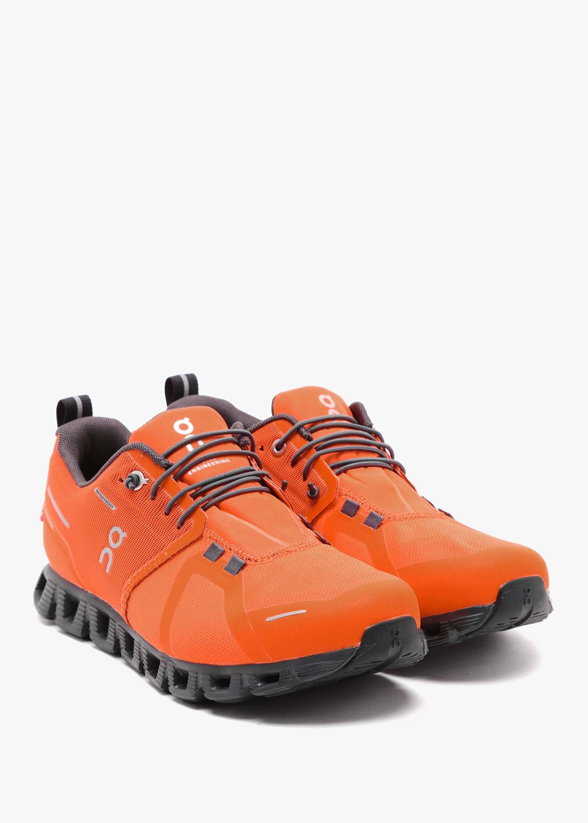 Cloud 5 Waterproof Flame Eclipse Trainers