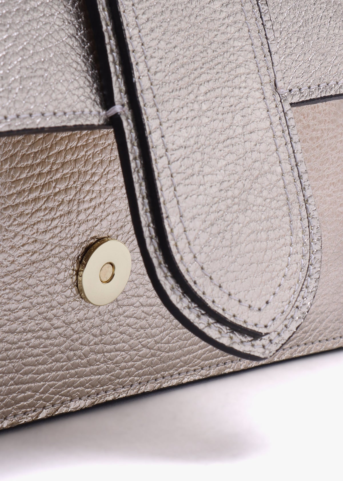 Lara Gold Leather Chain Strap Bag
