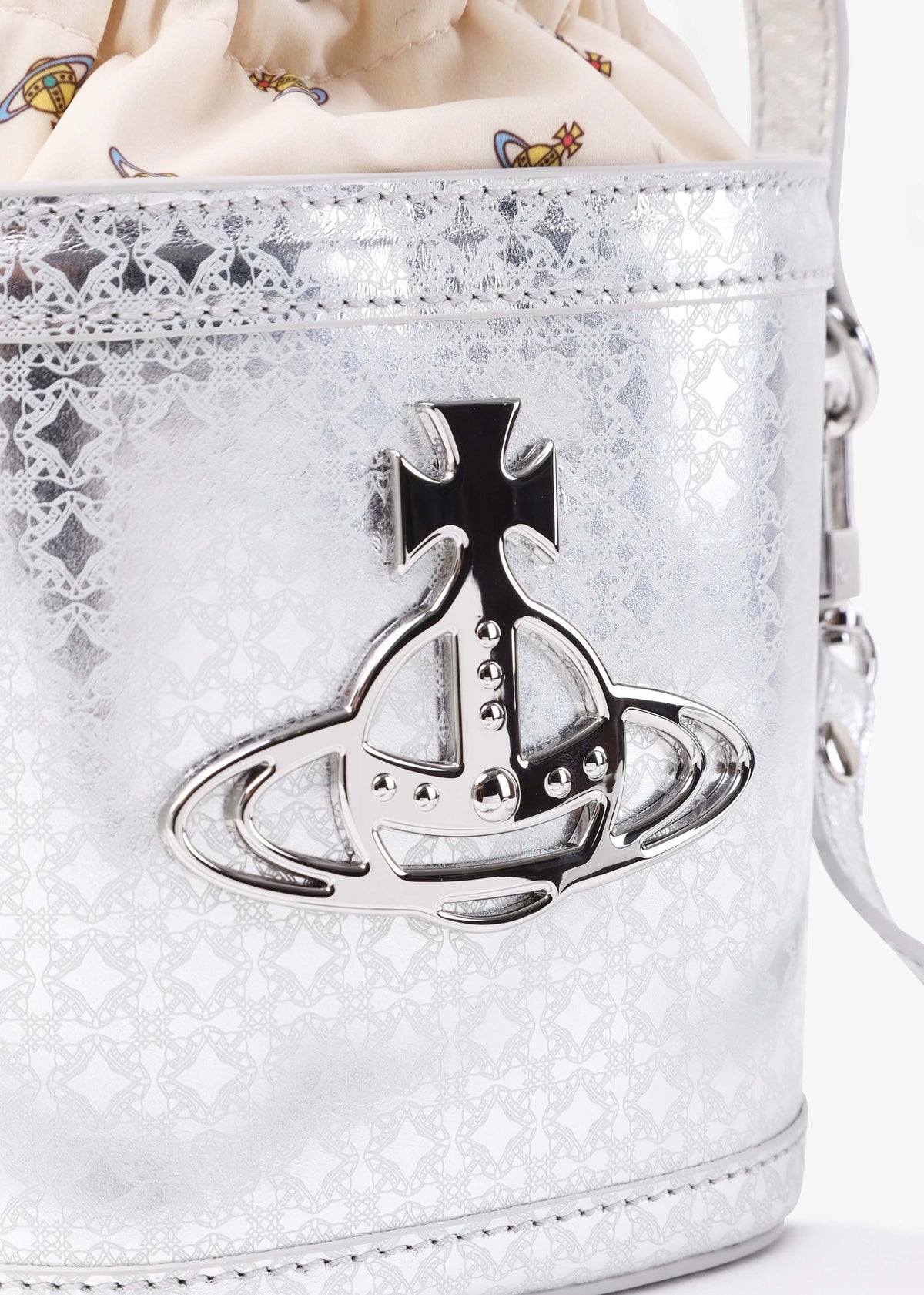 Daisy Silver Leather Drawstring Bucket Bag