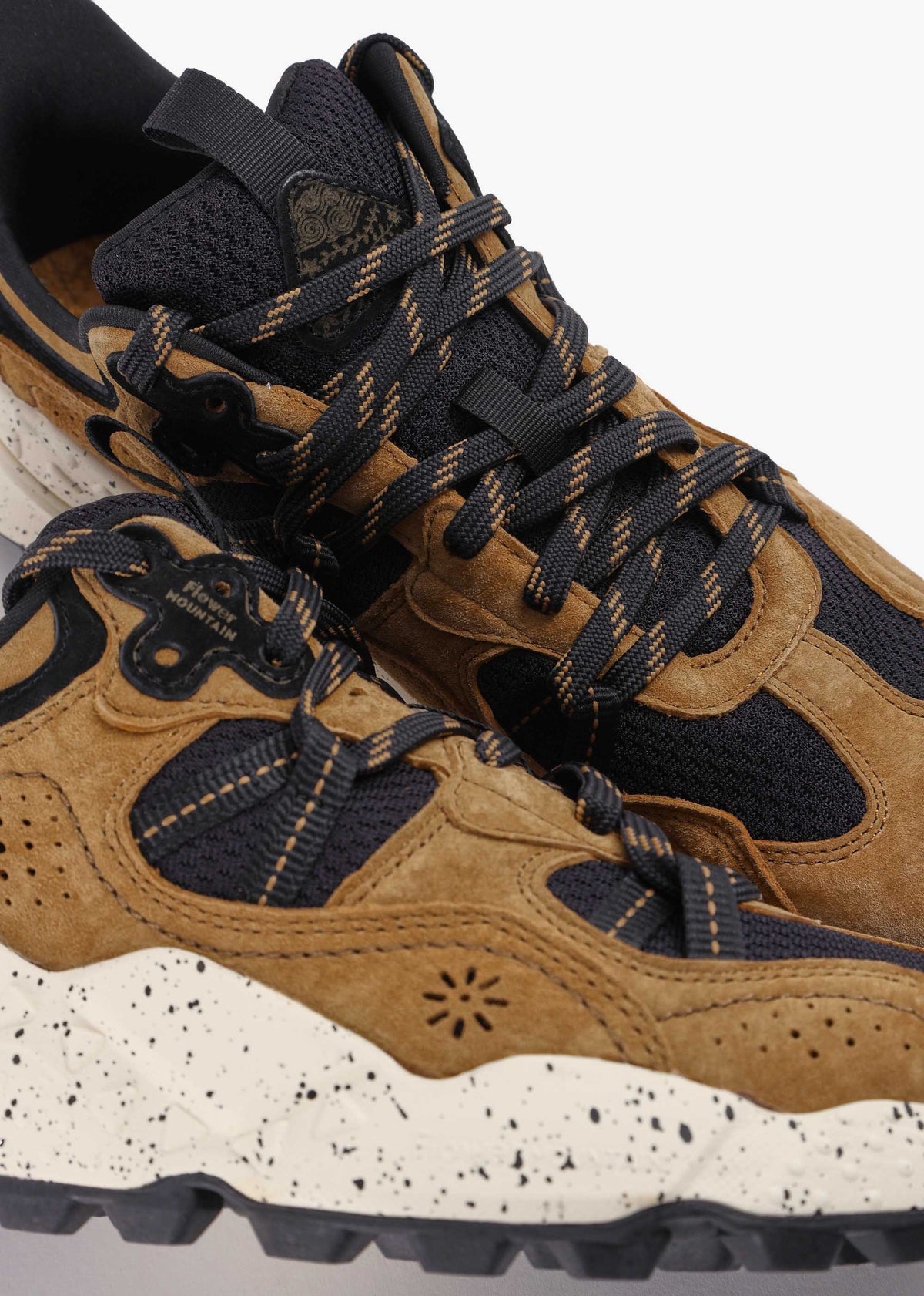 Men's Tiger Hill Brown Suede/Nylon Mesh Trainers