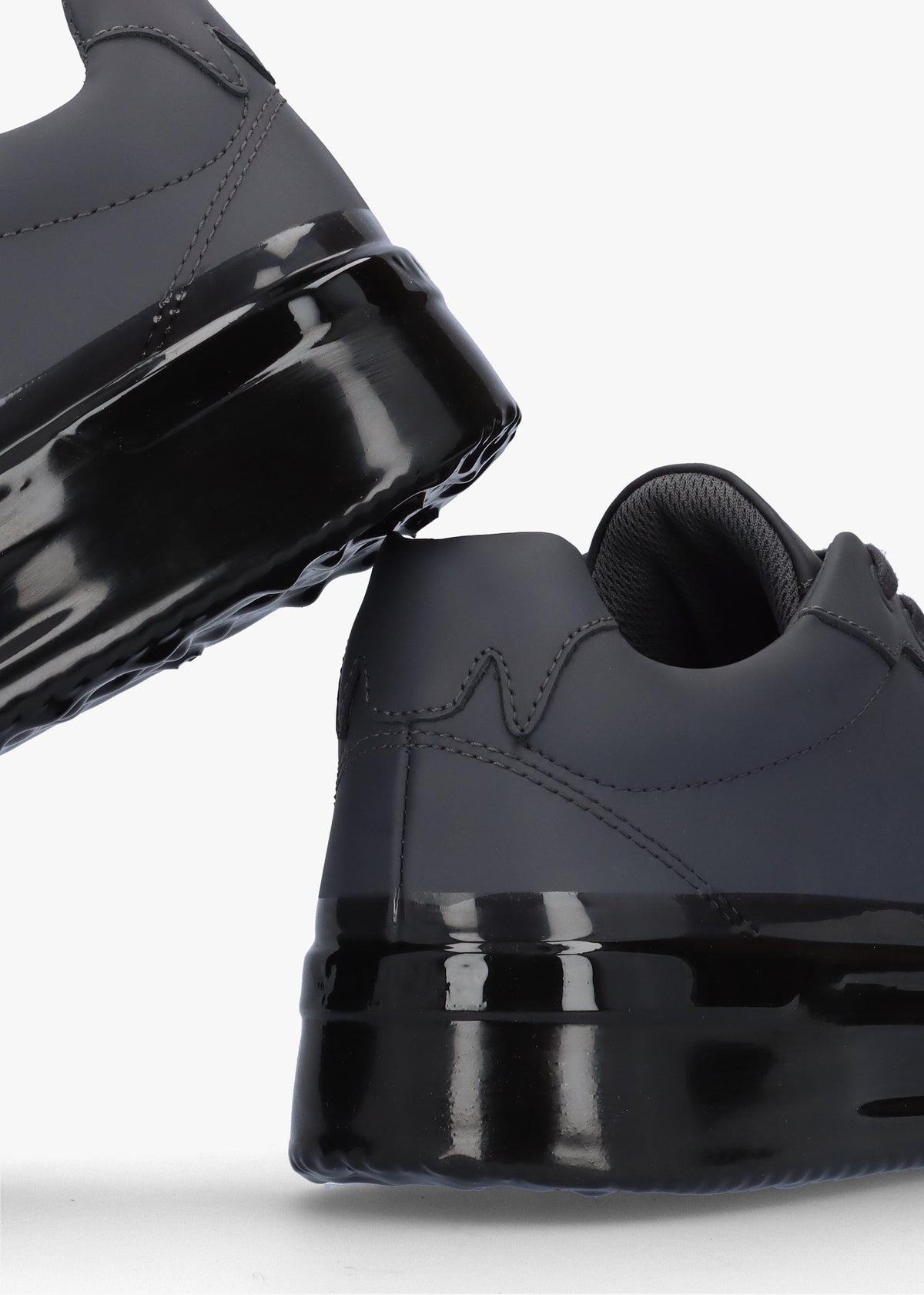 GRFTR Dip Dark Grey Leather Trainers