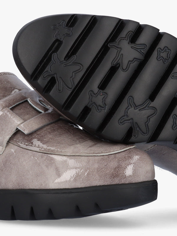 Rings Grey Patent Leather Low Wedge Loafers