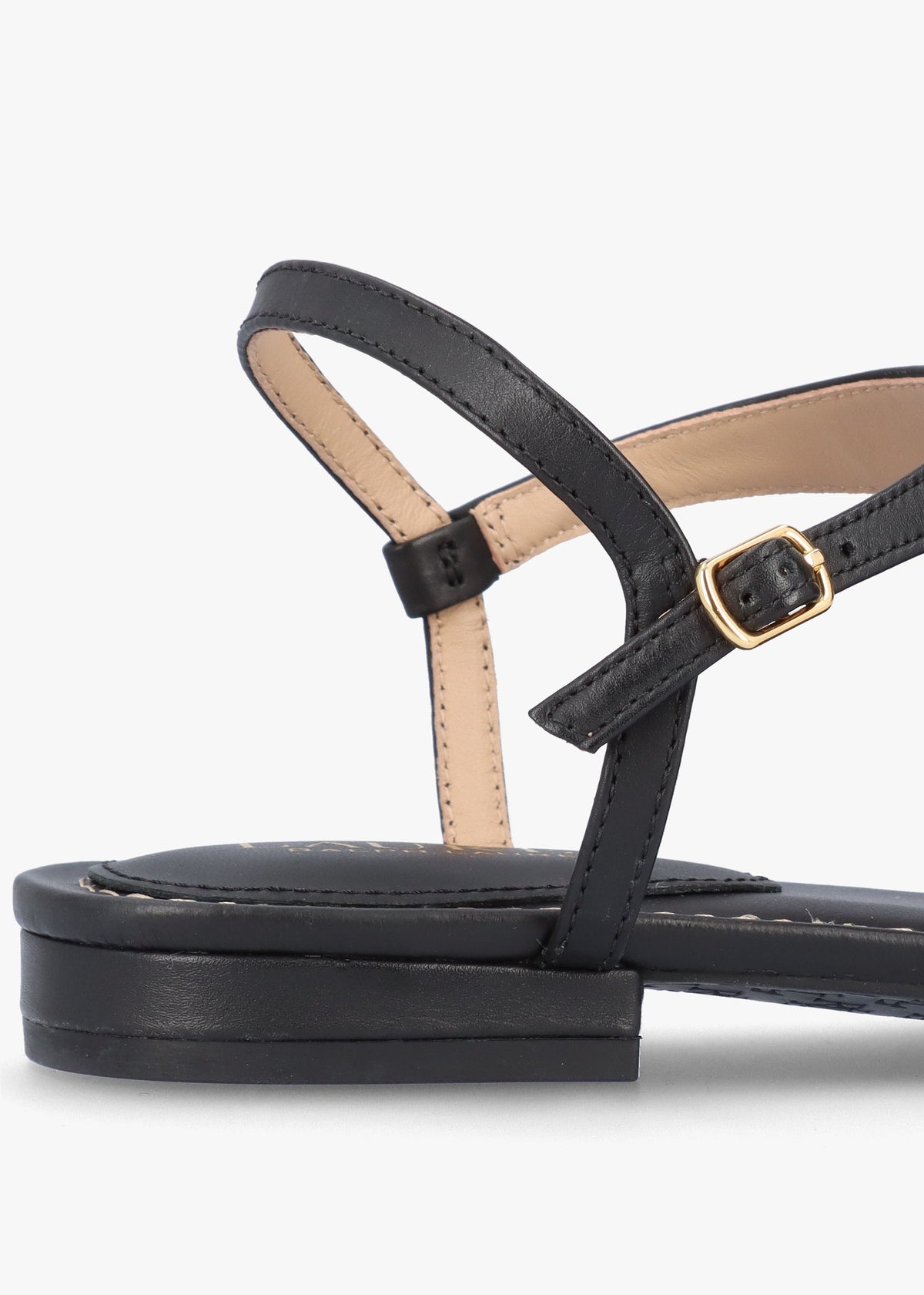 Ellington II Black Leather Toe Post Sandals