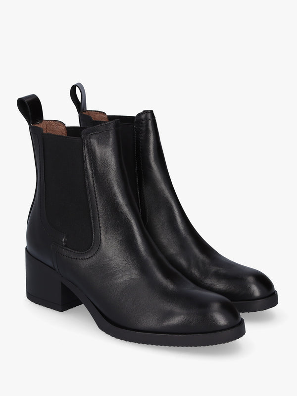 Yani Black Leather Chelsea Boots