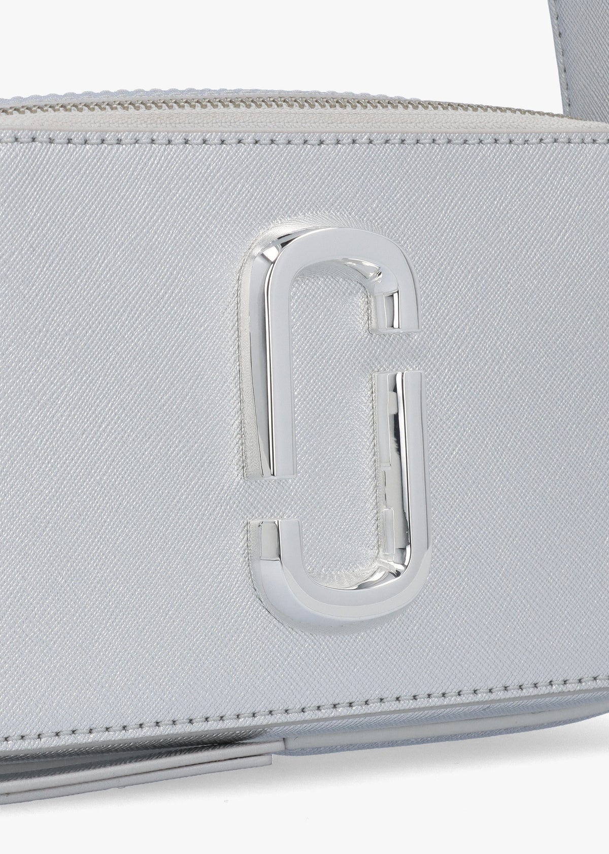 The Metallic Slingshot Silver Leather Shoulder Bag