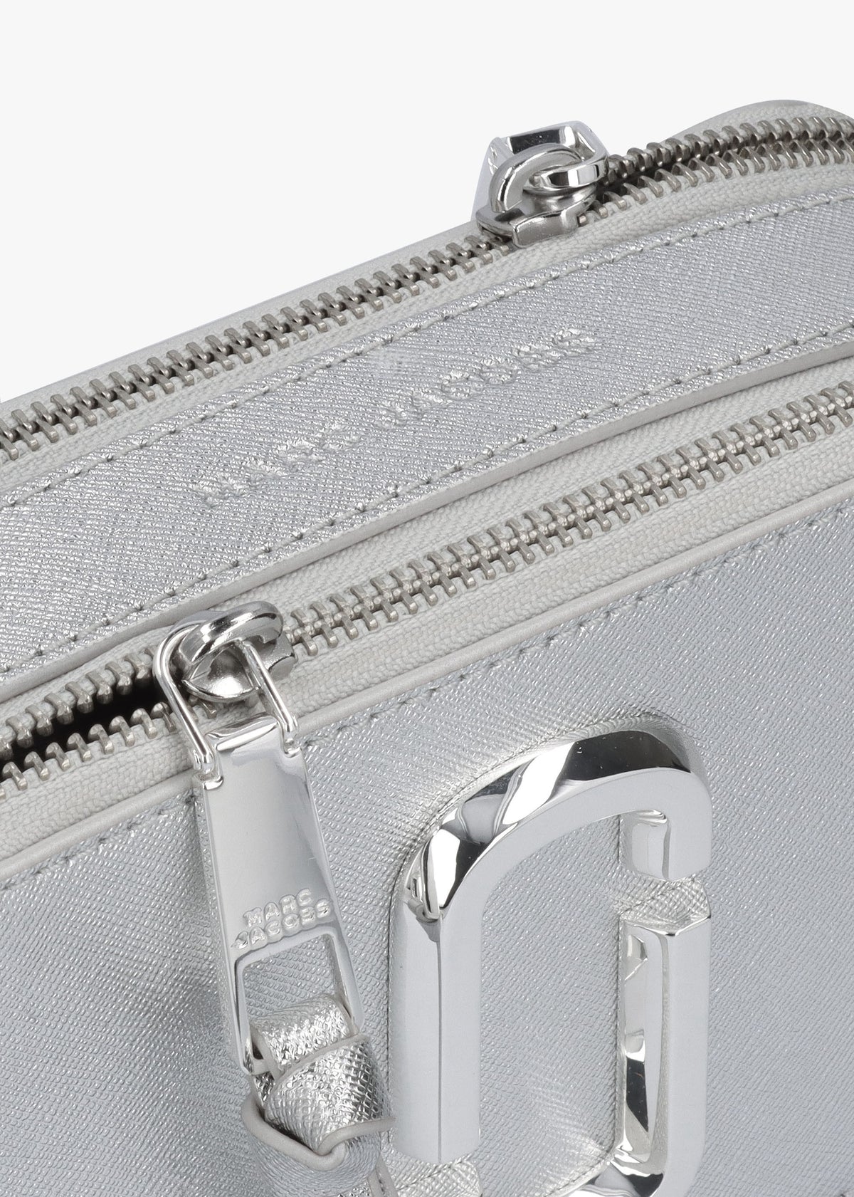 The Metallic Slingshot Silver Leather Shoulder Bag